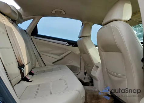 2015 Volkswagen Passat S from USA, damaged, VIN 1VWAS7A35FC097331